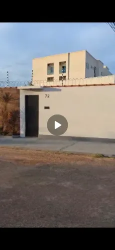 Casa a venda de 214 m2, próximo ao Mercale da A. da Rocha Viana
