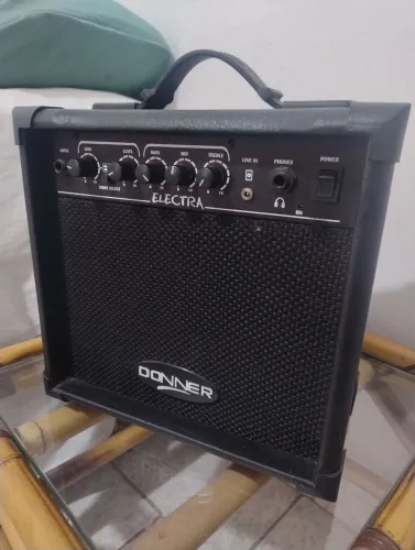 Amplificador de guitarra Donner Electra