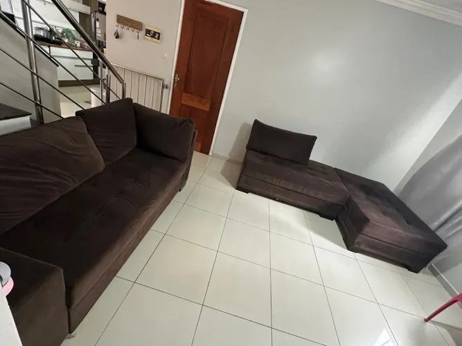 Conjunto de sofás: 4 lugares, 3 lugares e chaise - conforto e qualidade