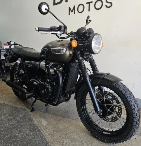 TRIUMPH BONNEVILLE T100 BLACK 20/20 71000 KM