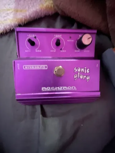 Pedais de guitarra