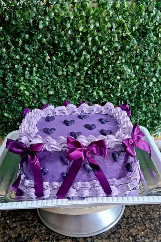 Bolos personalizados e na marmita 
