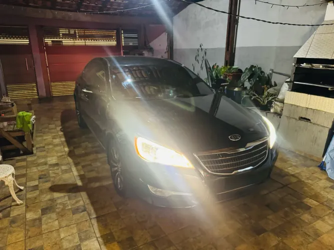 Kia Motors Cadenza EX 3.5 V6 24V 290cv Aut. 2012