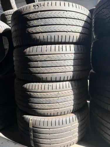 Pneus 245/40/20 marca continental semi novos