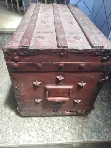 Baú antigo original relíquia entrega 