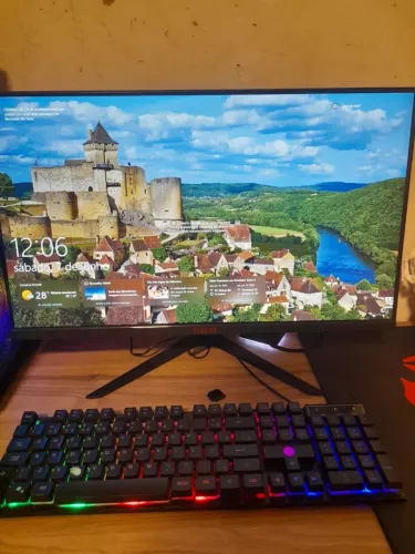 Monitor 24" Pichau ATHEN V2L