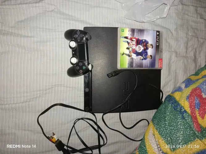 Play 3 slim LEIA