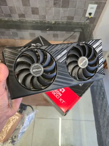 Placa de video Rx 7800XT 16Gb ASRock