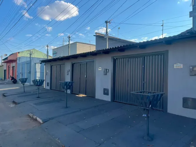 Imóvel para venda tem 50 metros quadrados com 2 quartos
