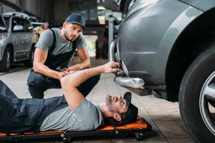 Vaga para mecânico automotivo