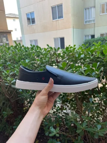 Sapatênis masculino preto casual disponível no 43