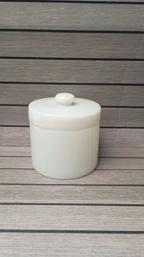 Pote vintage de vidro opala branco leitoso com tampa 12 cm x 11 cm