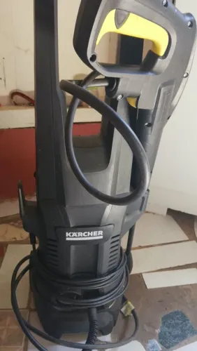 Vende-se lavadoura de pressão
