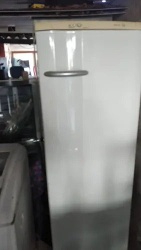 Geladeira muito conservada