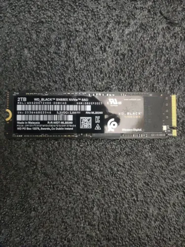 SSD NVMe M.2 WD_BLACK SN850X 2TB PCIe Gen4 x4 - 7300MB/s (Sem uso - Zero horas Novo
