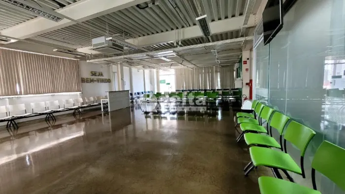 Sala disponível para locação no bairro Granja Marileusa em Uberlândia-MG