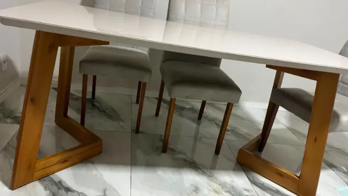 MESA DE JANTAR 80 LARGURA X 160 COMPRIMENTO OFF WHITE, TAMPO DE VIDRO 6 CADEIRAS