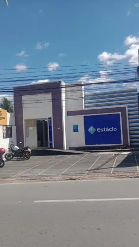 Alugo sala em av Ceci Cunha 