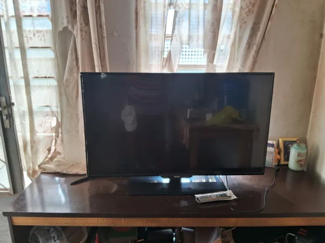 SUPER TV 43 SMART