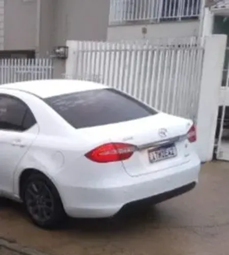 JAC J5 Sedan 1.5 16V 4P Mec. 2013