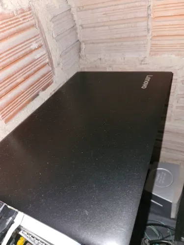 Notebook lenovo i5 com placa de vídeo 