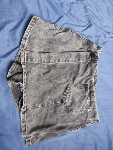 Short saia preto