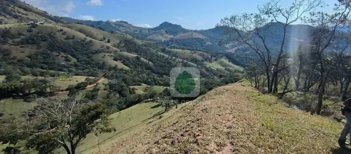 Terreno à venda, 72600 m² por R$ 700.000,00 - Bairro da Cachoeira - Sapucaí-Mirim/MG