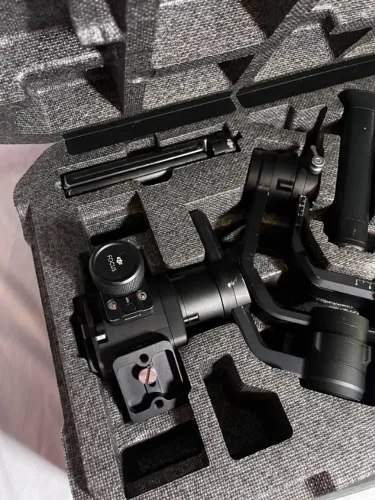 Gimbal Estabilizador DJI Ronin-S Original para Câmeras DSLR e Mirrorless