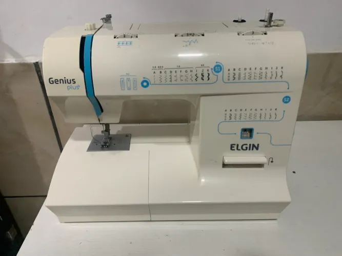 Maquina de costura