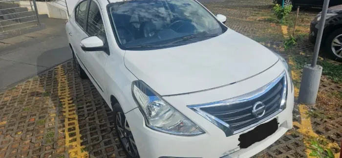 Nissan Versa SL 1.6 16V Flexstart 4P Mec. 2017