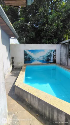 Casa CPA 3 - A venda  c/ piscina 