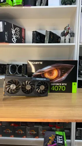 RTX 4070 12GB GIGABYTE TRIPLE FAN