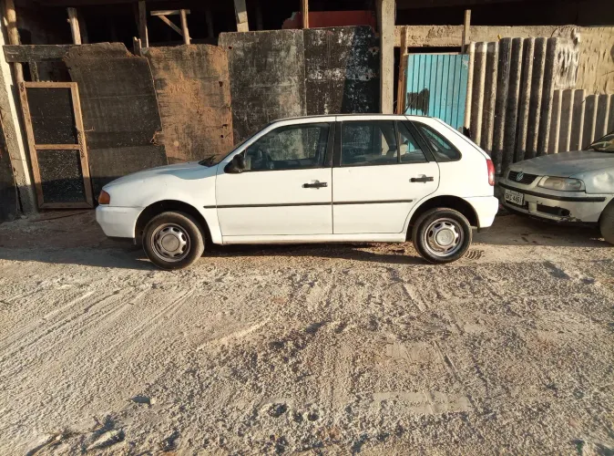 Volkswagen Gol 1000 MI Plus 16V 2P E 4P 1999