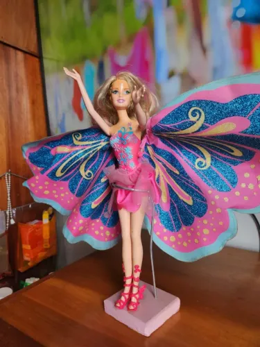 Barbie butterfly mariposa com asas 