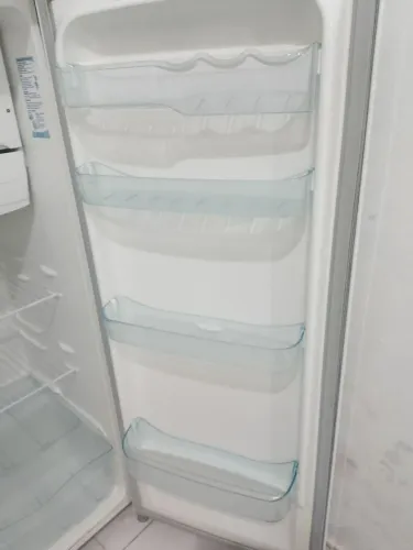Vendo geladeira 