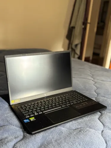 Notebook acer nitro v 15 RTX 4050, i5 13º, ssd 512gb