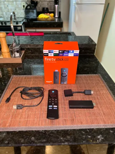 Fire TV Stick Lite Usado - Com Caixa e Acessórios Originais