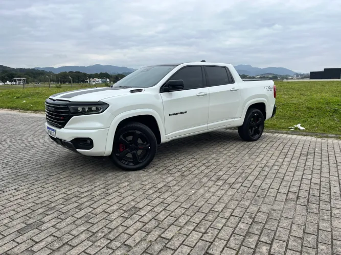 Ram Rampage R/T Hurric. 4 2.0 TB CD 4X4 Aut. 2024