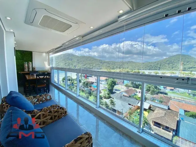 Cobertura com 2 dormitórios à venda, 137 m² por R$ 2.014.000,00 - Praia da Enseada - Berti