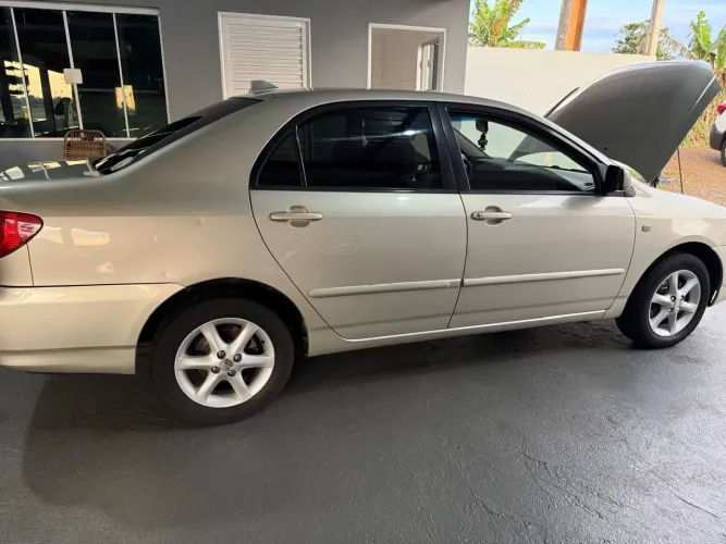 Toyota Corolla XLI 1.6 16V 110cv Aut. 2003