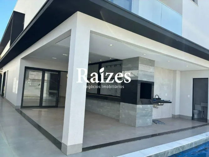 Casa em Condomínio Fechado 4 quartos sendo 2 suítes com varanda gourmet e lazer completo n