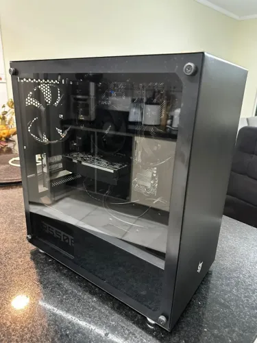 VENDO OU TROCO CPU PRONTA PRA USO