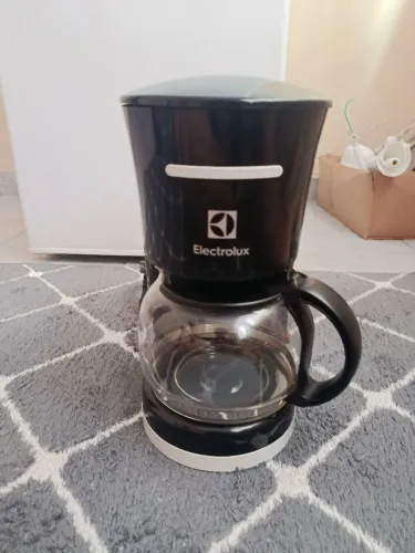 Cafeteira Electrolux Easyline, muito pouco usada e em ótimo estado!