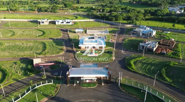 Terreno à venda no condomínio Village Normandie, em São José do Rio Preto / SP