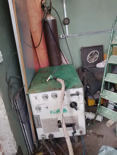 Máquina de solda tig  solda alumínio e eletroudo completa 