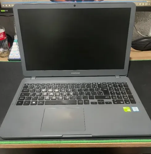 Notebook Samsung - i7 7ªgeração - 480Gb Armazenamento - 8GB RAM - Windows 11