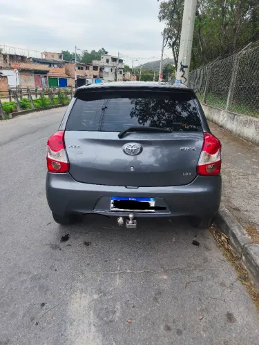 Toyota Etios X 1.3 Flex 16V 5P Mec. 2014