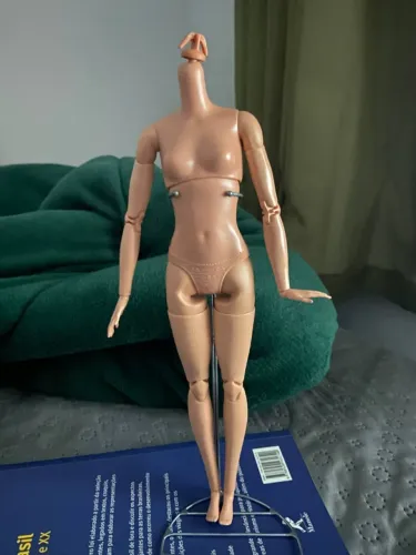 Corpo Articulado Boneca Barbie looks #23