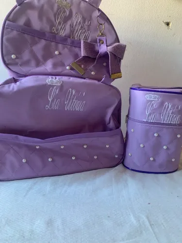 Bolsa maternidade lilás personalizada