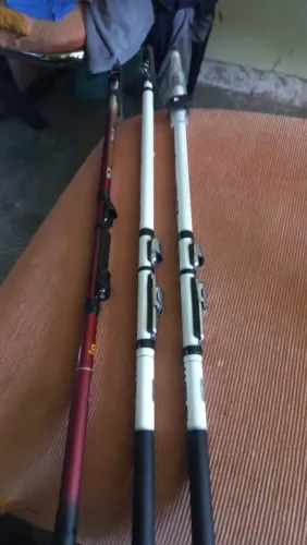Vara de pescar.